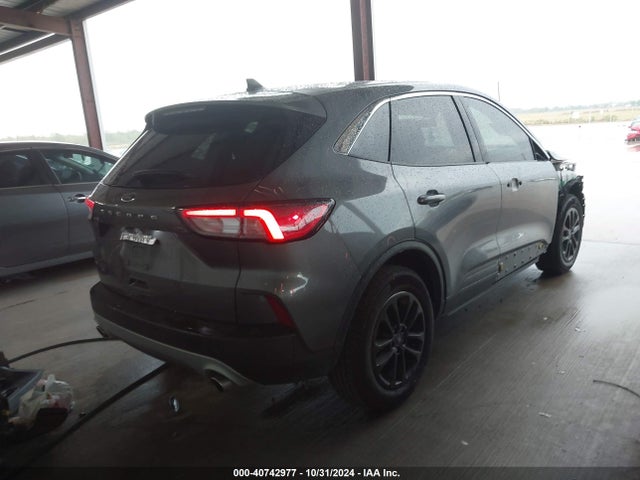 Ford ESCAPE SE 2022 1FMCU0G6XNUB15969 Image 4