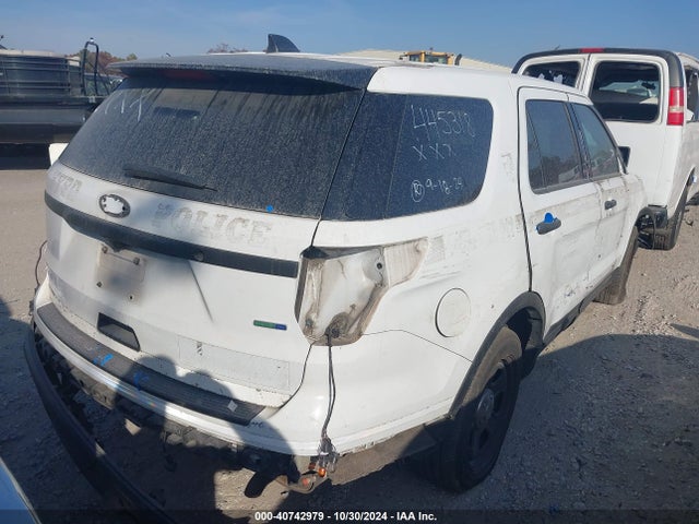 Ford Police Interceptor Utility 2018 1FM5K8AR6JGA37103 Image 4
