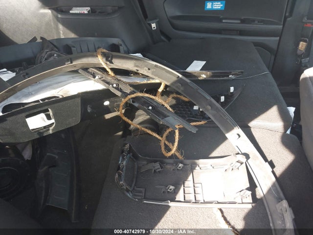 Ford Police Interceptor Utility 2018 1FM5K8AR6JGA37103 Image 8