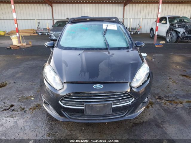 3FADP4BJ2FM118315 Ford FIESTA SE