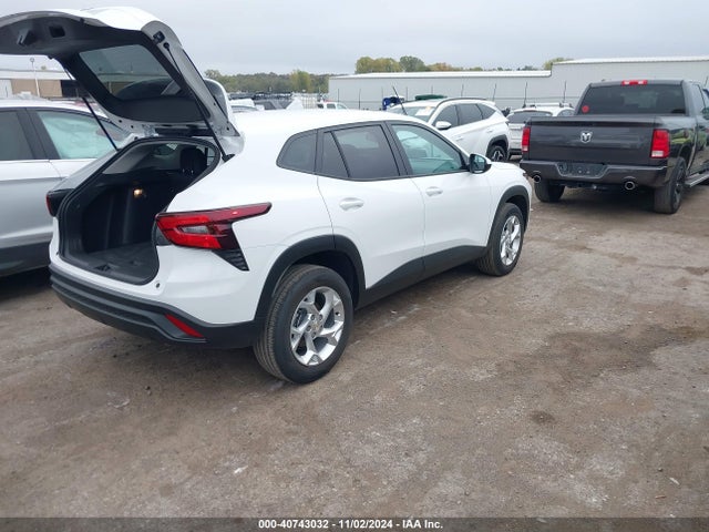 Chevrolet Trax Fwd Ls 2025 KL77LFEP1SC057286 Image 4
