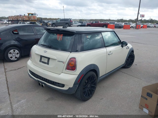 2008 MINI COOPER S WMWMF73578TV35916 Photo 3