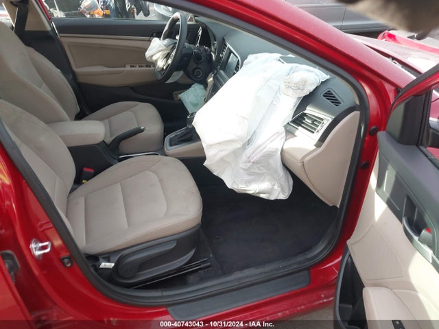 Hyundai ELANTRA SEL 2018 KMHD84LF4JU685238 Image 5