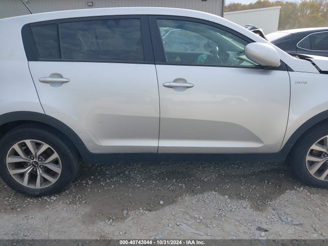 KIA Sportage Lx 2015 KNDPBCAC4F7758989 Image 12