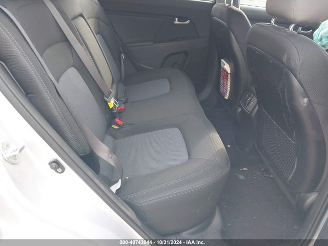 KIA Sportage Lx 2015 KNDPBCAC4F7758989 Image 8