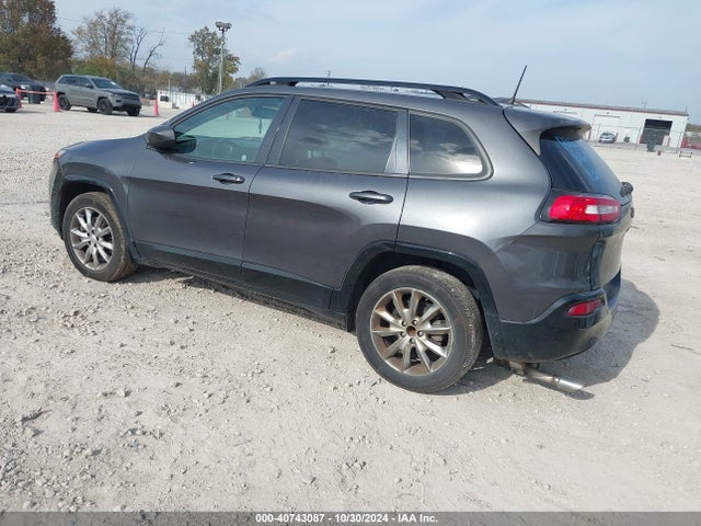 1C4PJLCB4JD604641 Jeep Cherokee Latitude Tech Connect Fwd
