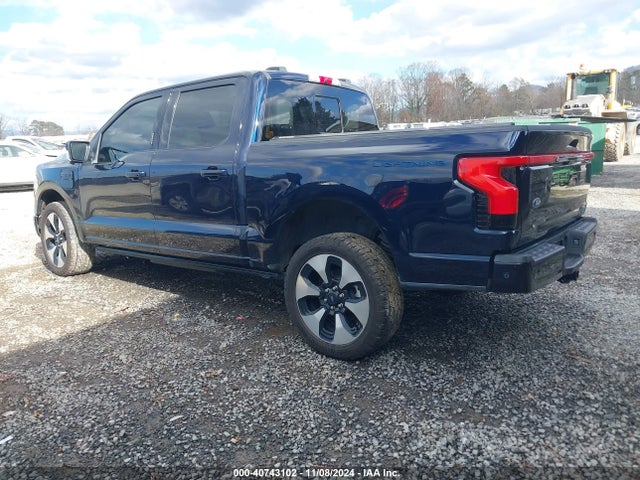 Ford F-150 Lightning Platinum 2023 1FT6W1EV8PWG30312 Image 3