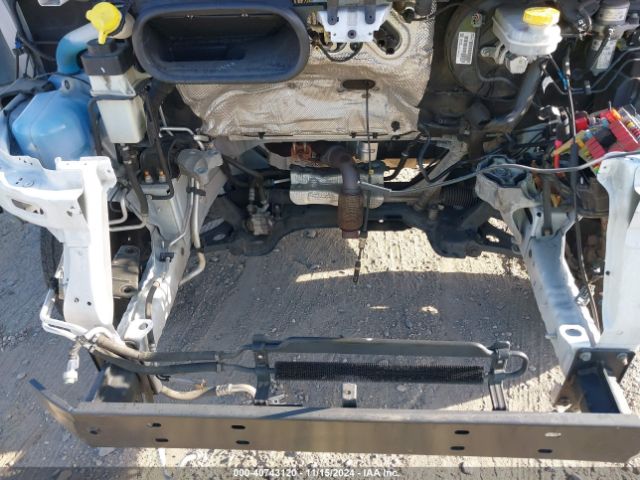 3C6TRVAG1JE152736 RAM Promaster 1500 Low Roof 136 Wb