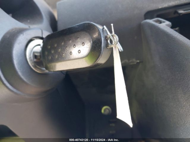 3C6TRVAG1JE152736 RAM Promaster 1500 Low Roof 136 Wb