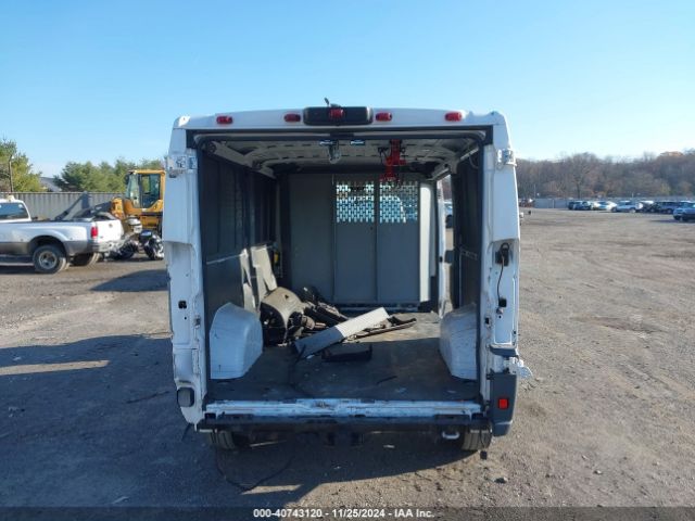 3C6TRVAG1JE152736 RAM Promaster 1500 Low Roof 136 Wb