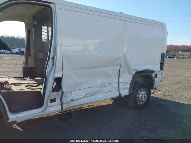 3C6TRVAG1JE152736 RAM Promaster 1500 Low Roof 136 Wb