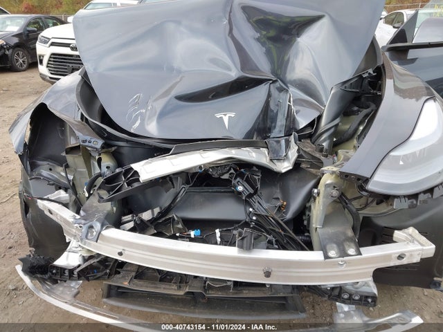 2024 TESLA MODEL Y 7SAYGDEE5RA325008 Photo 5