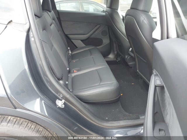 2024 TESLA MODEL Y 7SAYGDEE5RA325008 Photo 7