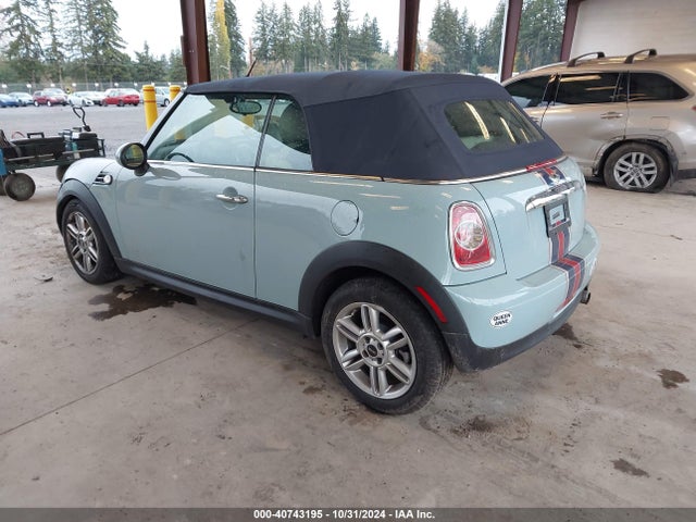 2013 MINI CONVERTIBLE WMWZN3C54DT568433 Photo 2