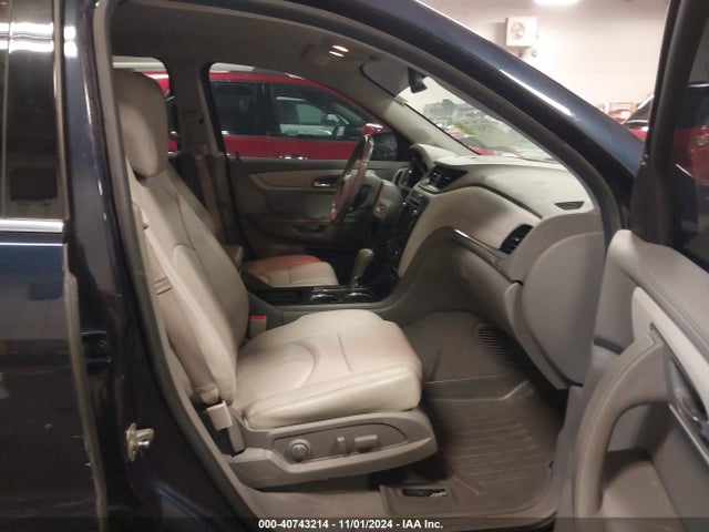 Chevrolet Traverse 2lt 2017 1GNKVHKD2HJ250815 Image 5