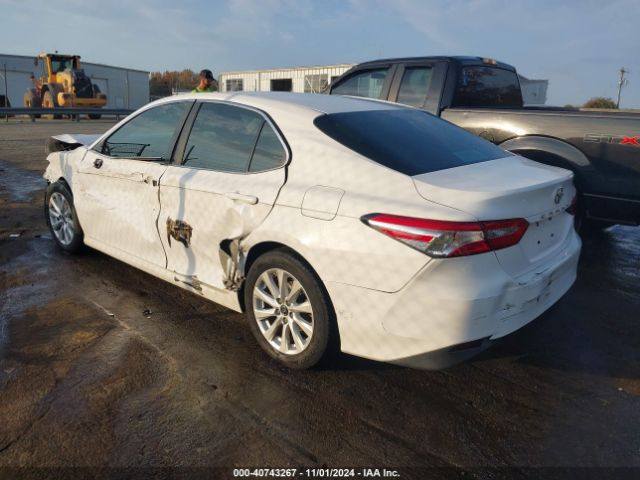 4T1B11HK0JU575335 Toyota CAMRY LE