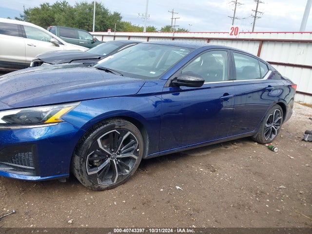 1N4BL4CV2PN340414 Nissan Altima Sr Fwd