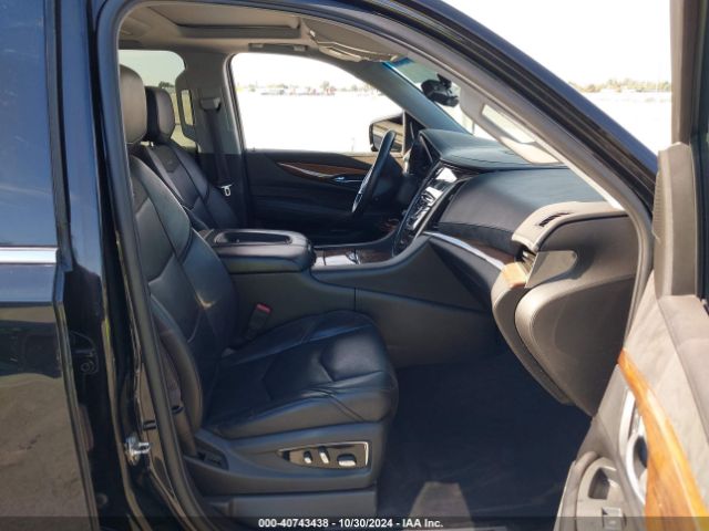 1GYS4BKJ0HR271477 Cadillac Escalade Luxury