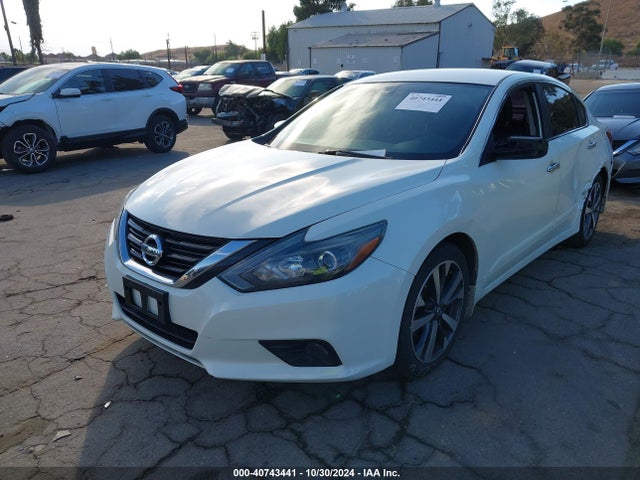 Nissan Altima 2.5 Sr 2017 1N4AL3AP1HC263638 Image 2