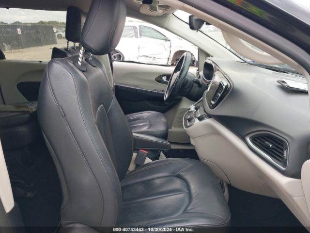 2C4RC1BG9HR752179 Chrysler Pacifica Touring-l