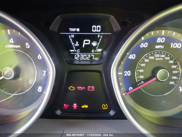 5NPDH4AE4GH771179 Hyundai ELANTRA SE