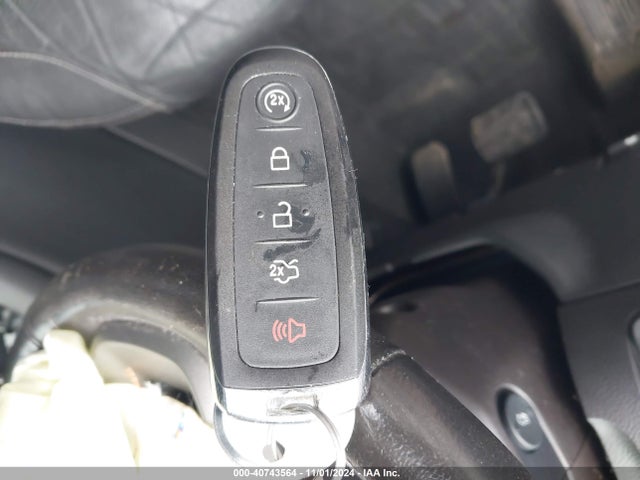 Ford TAURUS SEL 2015 1FAHP2E89FG187169 Image 11