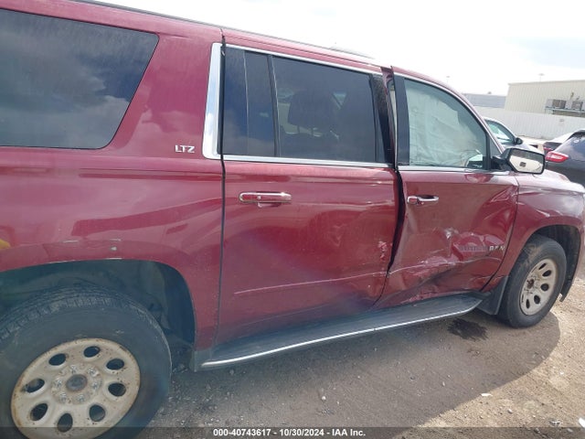 Chevrolet Suburban Ltz 2016 1GNSCJKC6GR327318 Image 13