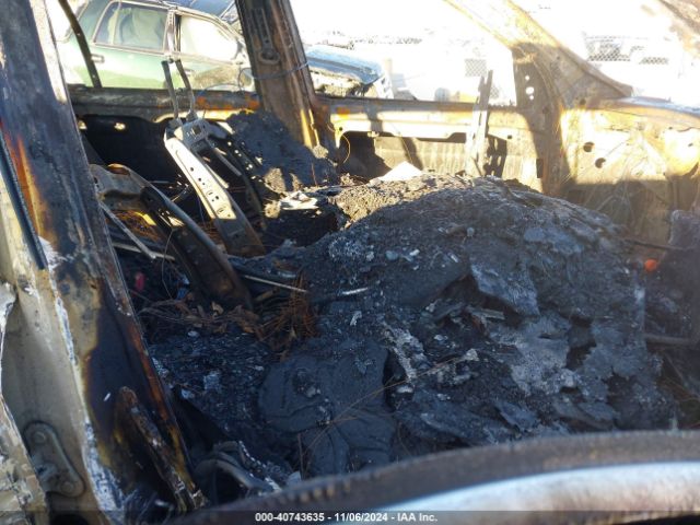 4JGDF6EE4HA888678 Mercedes-Benz Gls 450 4matic