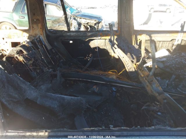 4JGDF6EE4HA888678 Mercedes-Benz Gls 450 4matic