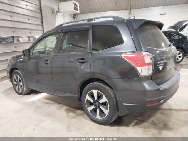 JF2SJAEC9JH474760 Subaru Forester 2.5i Premium