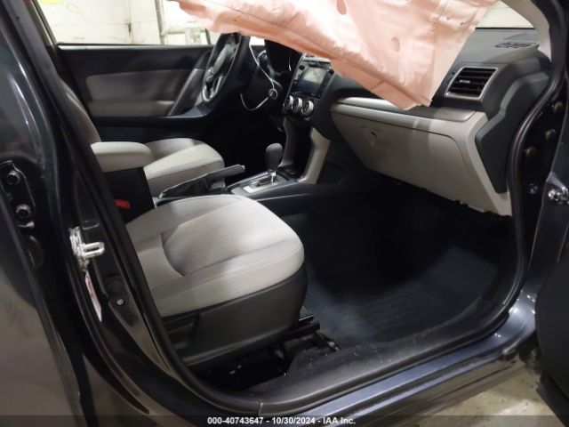 JF2SJAEC9JH474760 Subaru Forester 2.5i Premium