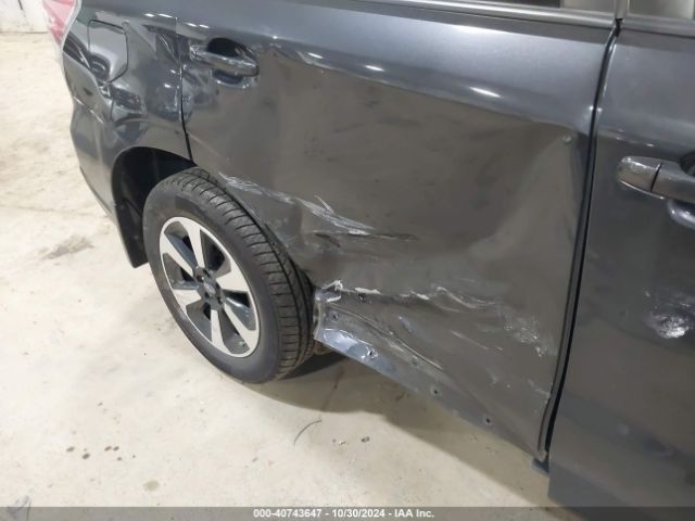 JF2SJAEC9JH474760 Subaru Forester 2.5i Premium