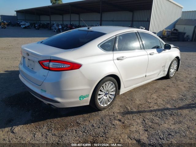 3FA6P0PUXGR123089 Ford Fusion Energi Se Luxury
