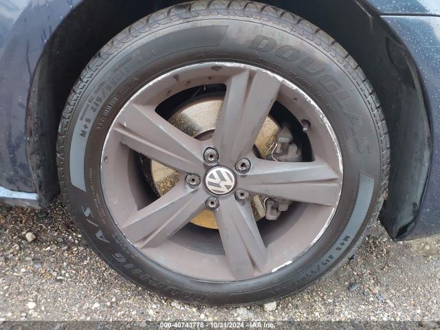 1VWAT7A37EC049485 Volkswagen Passat 1.8t Wolfsburg Edition