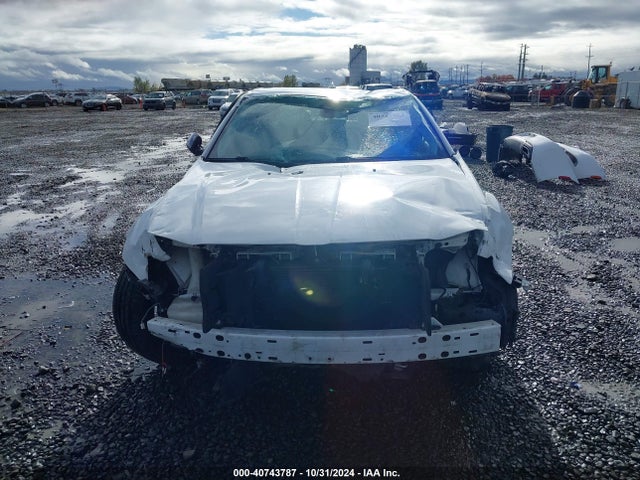 2C3CCAAGXJH264334 Chrysler 300 Touring