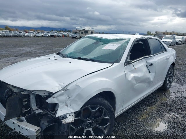 2C3CCAAGXJH264334 Chrysler 300 Touring