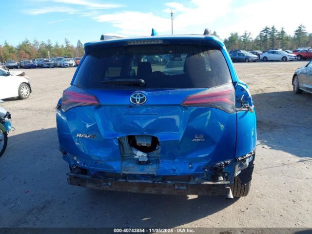 JTMBFREV5HJ158131 Toyota RAV4 LE