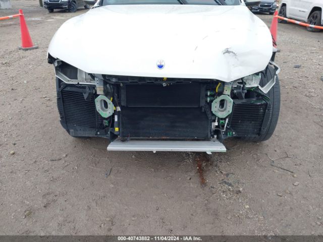 ZN661YUS4HX257830 Maserati LEVANTE S