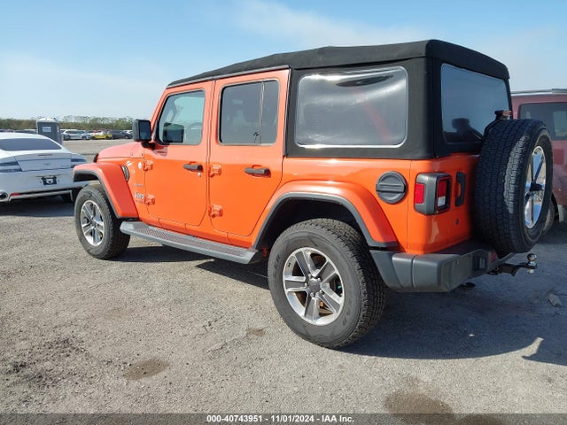 1C4HJXEG7JW292484 Jeep Wrangler Unlimited Sahara 4x4