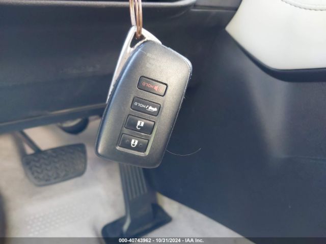 2T2ZZMCA2HC085784 Lexus RX 350