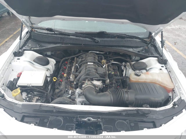 Chrysler 300 300c 2018 2C3CCAPT1JH175014 Image 10