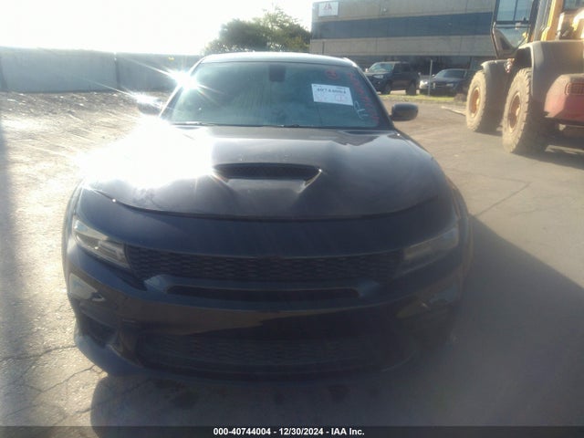 2C3CDXGJ2KH756702 Dodge Charger Scat Pack Rwd