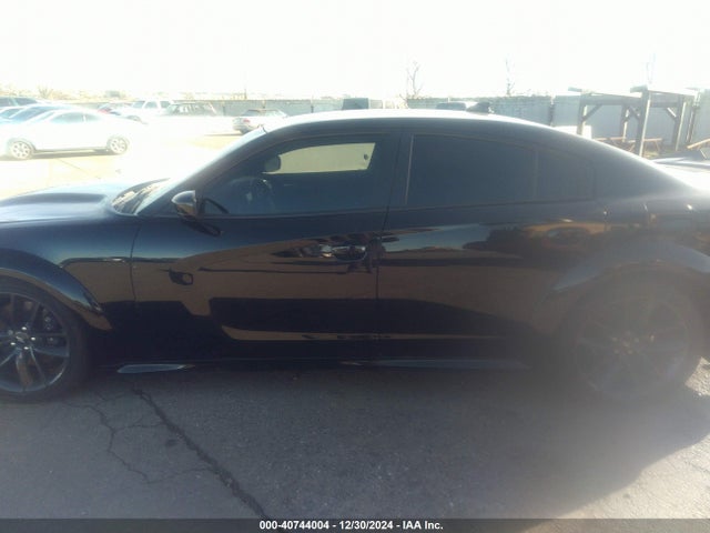 2C3CDXGJ2KH756702 Dodge Charger Scat Pack Rwd