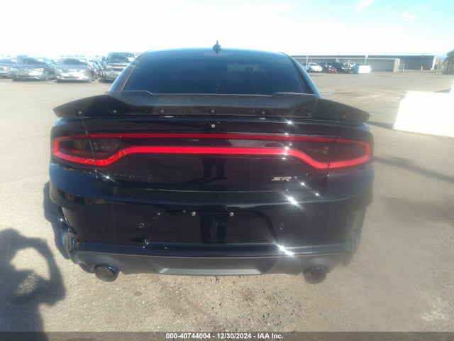 2C3CDXGJ2KH756702 Dodge Charger Scat Pack Rwd
