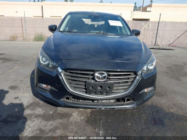 3MZBN1L38JM211500 Mazda Mazda3 Touring