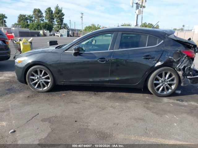 3MZBN1L38JM211500 Mazda Mazda3 Touring