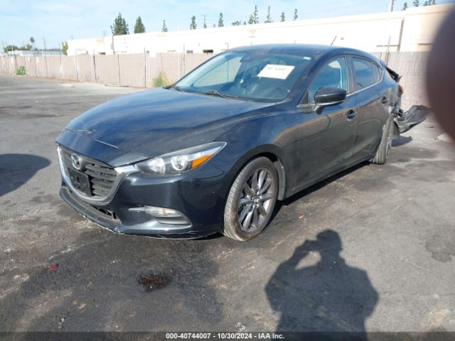3MZBN1L38JM211500 Mazda Mazda3 Touring