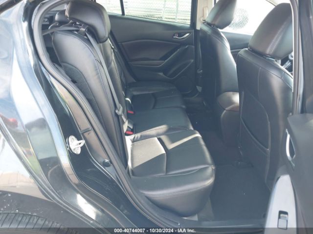 3MZBN1L38JM211500 Mazda Mazda3 Touring
