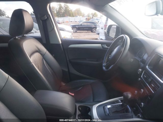 WA1CFAFP7EA018884 Audi Q5 2.0t Premium