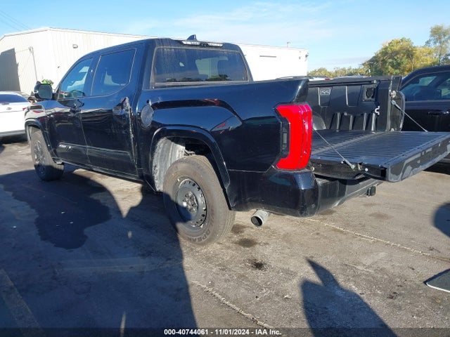 Toyota Tundra Platinum 2024 5TFNA5DB5RX148287 Image 3